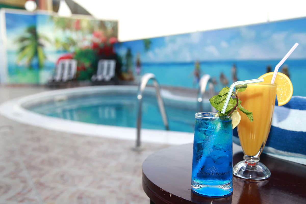 استخر هتل ارکید دبی